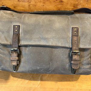 ONA The Union Street Messenger Bag